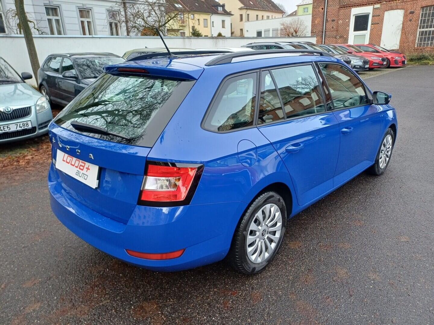 OI199V01703_11.webp_FABIA Active 1.0 TSI 70 kW manuál, DPH