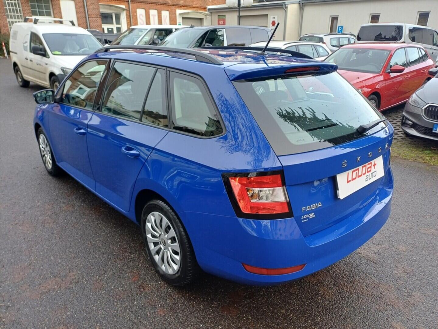 OI199V01703_15.webp_FABIA Active 1.0 TSI 70 kW manuál, DPH