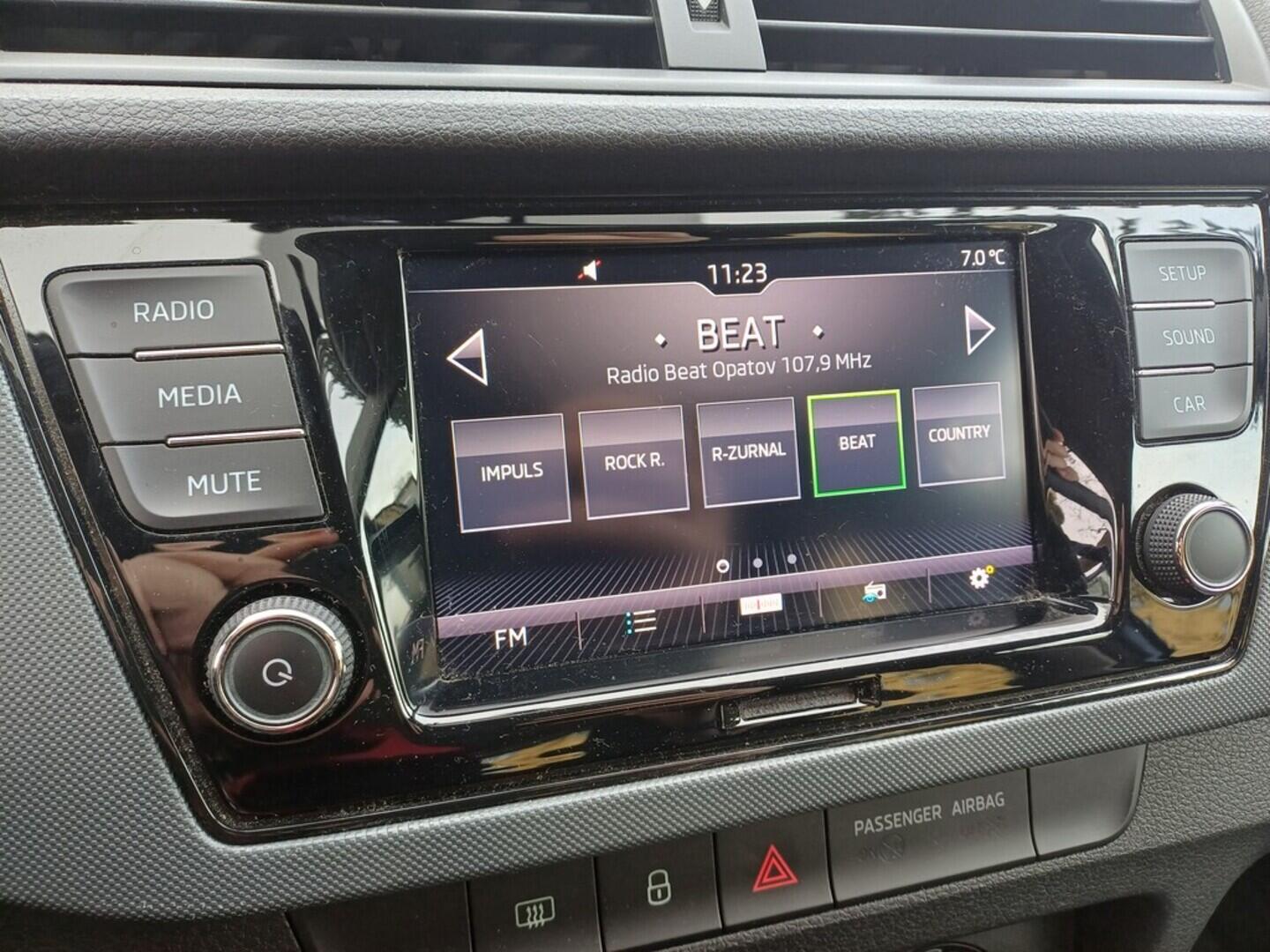 OI199V01703_24.webp_FABIA Active 1.0 TSI 70 kW manuál, DPH