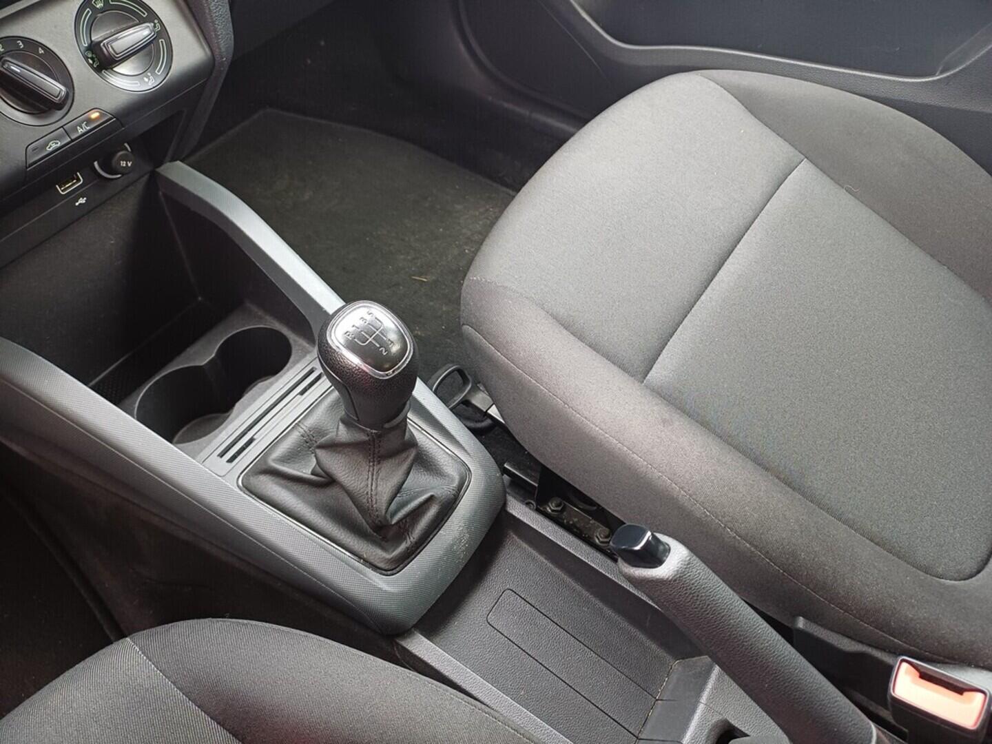 OI199V01703_26.webp_FABIA Active 1.0 TSI 70 kW manuál, DPH