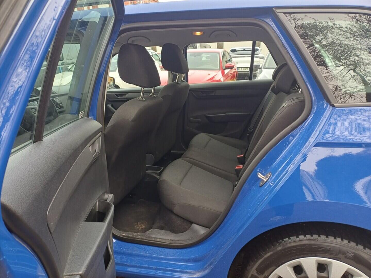 OI199V01703_27.webp_FABIA Active 1.0 TSI 70 kW manuál, DPH