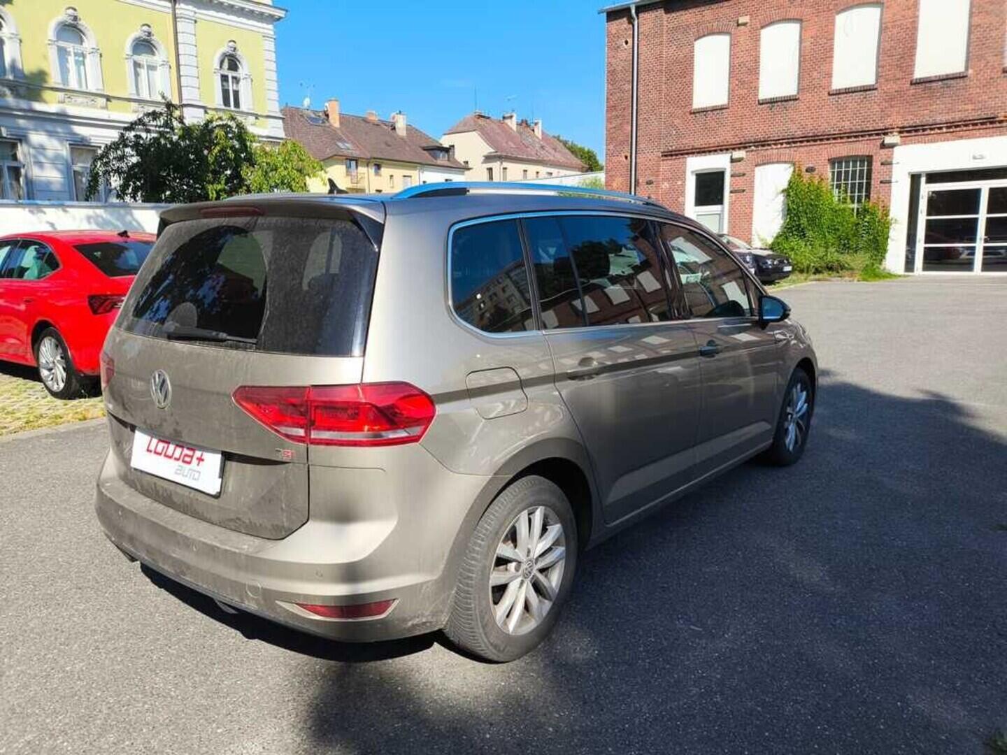 OI199V01704_11.webp_TOURAN  1.4 TSI 110 kW manuál