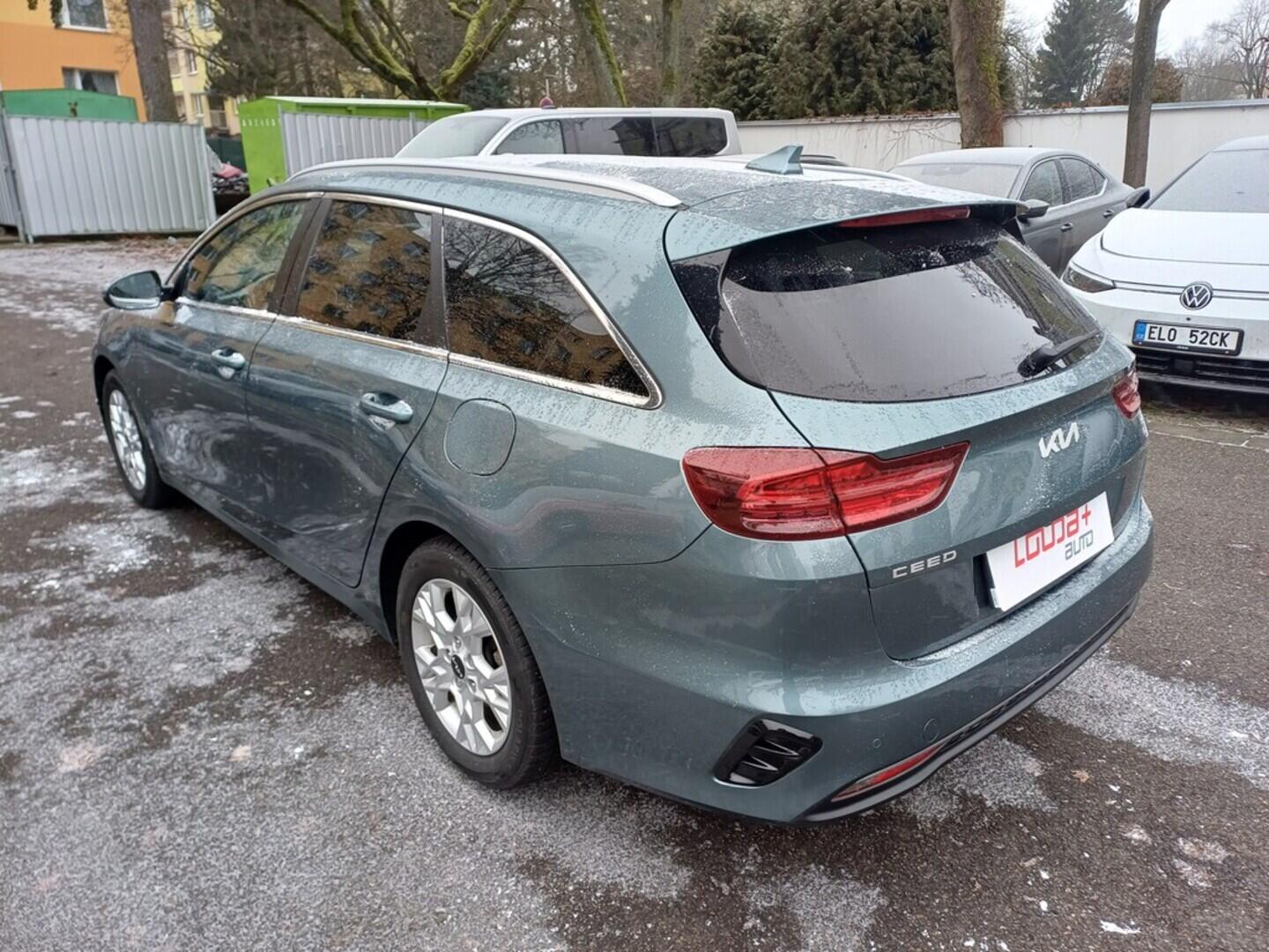 OI199V01704_15.webp_CEED TOP 1.5 T-GDi 117 kW manuál, DPH