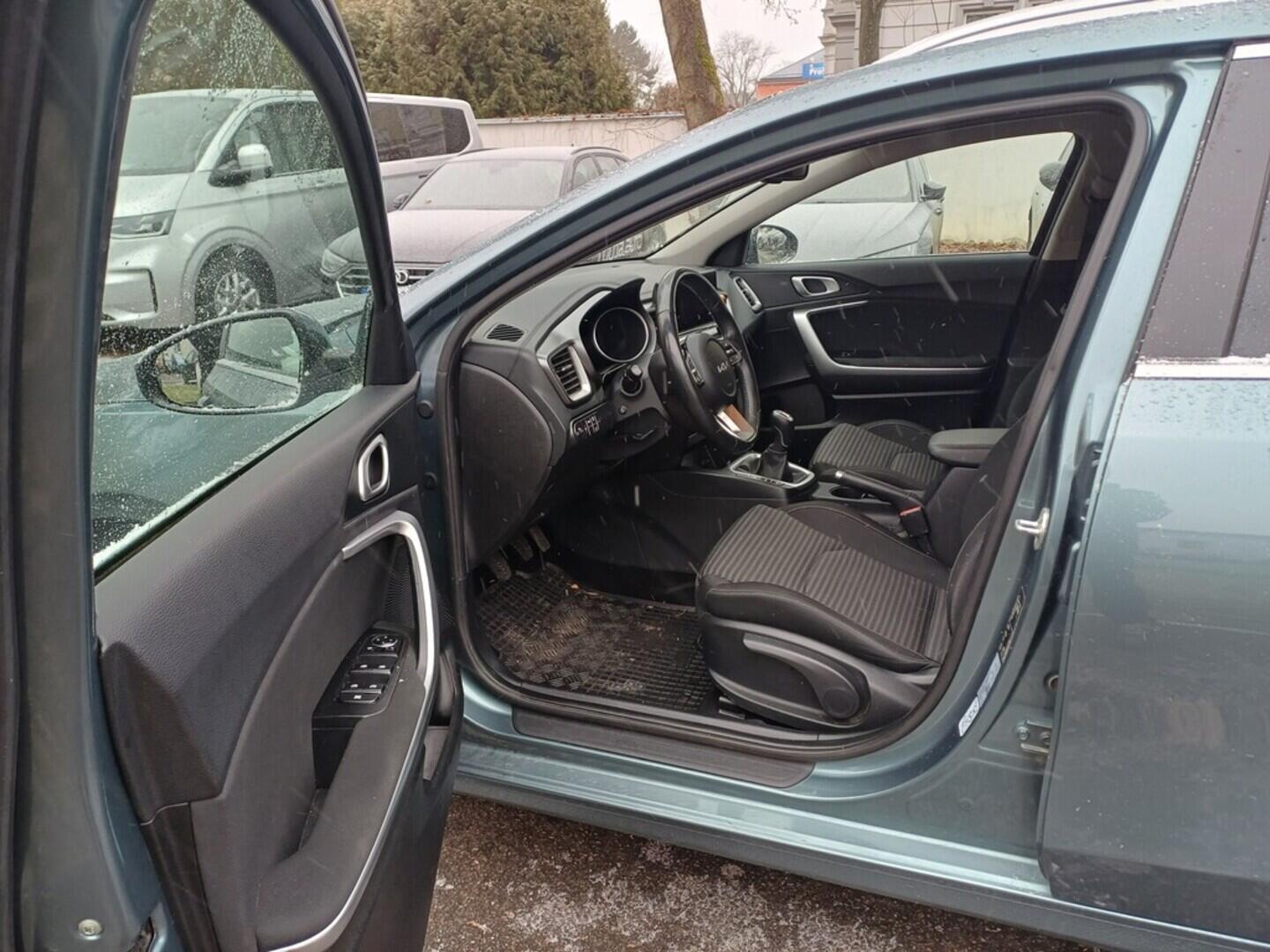 OI199V01704_20.webp_CEED TOP 1.5 T-GDi 117 kW manuál, DPH