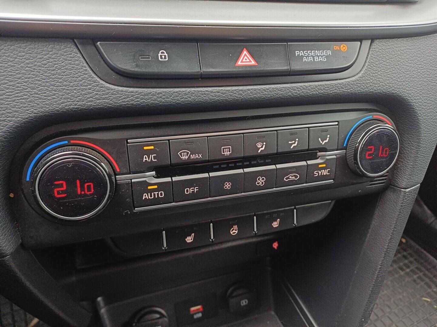 OI199V01704_27.webp_CEED TOP 1.5 T-GDi 117 kW manuál, DPH