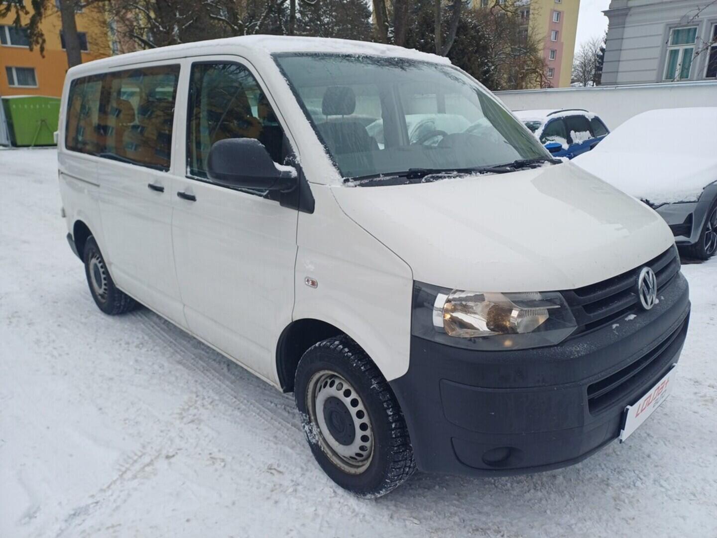 OI199V01705_14.webp_TRANSPORTER KOMBI  2.0 TDI 75 kW manuál, DPH