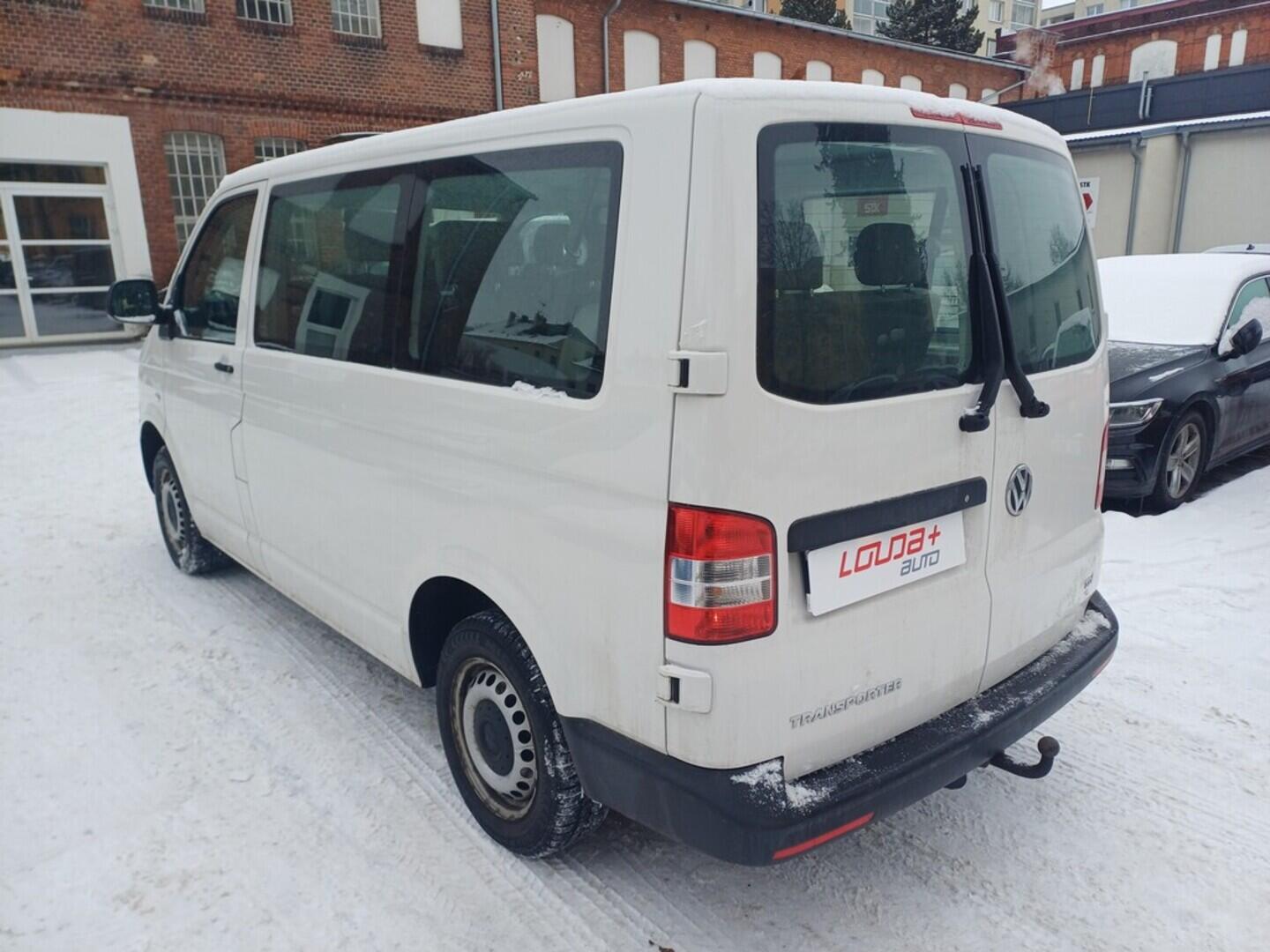 OI199V01705_15.webp_TRANSPORTER KOMBI  2.0 TDI 75 kW manuál, DPH