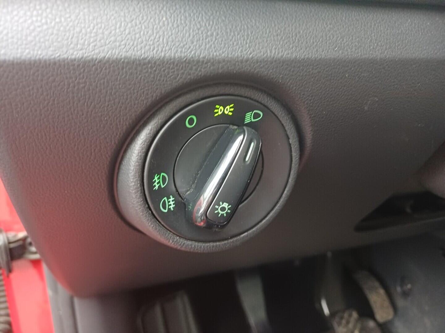 OI199V01706_22.webp_CITIGO Ambition 1.0 MPI 44 kW manuál