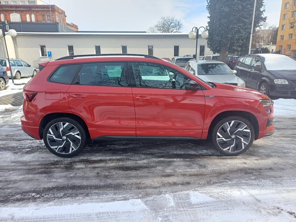 OI199V01707_16.webp_KAROQ SportLine 2.0 TSI 140 kW automat