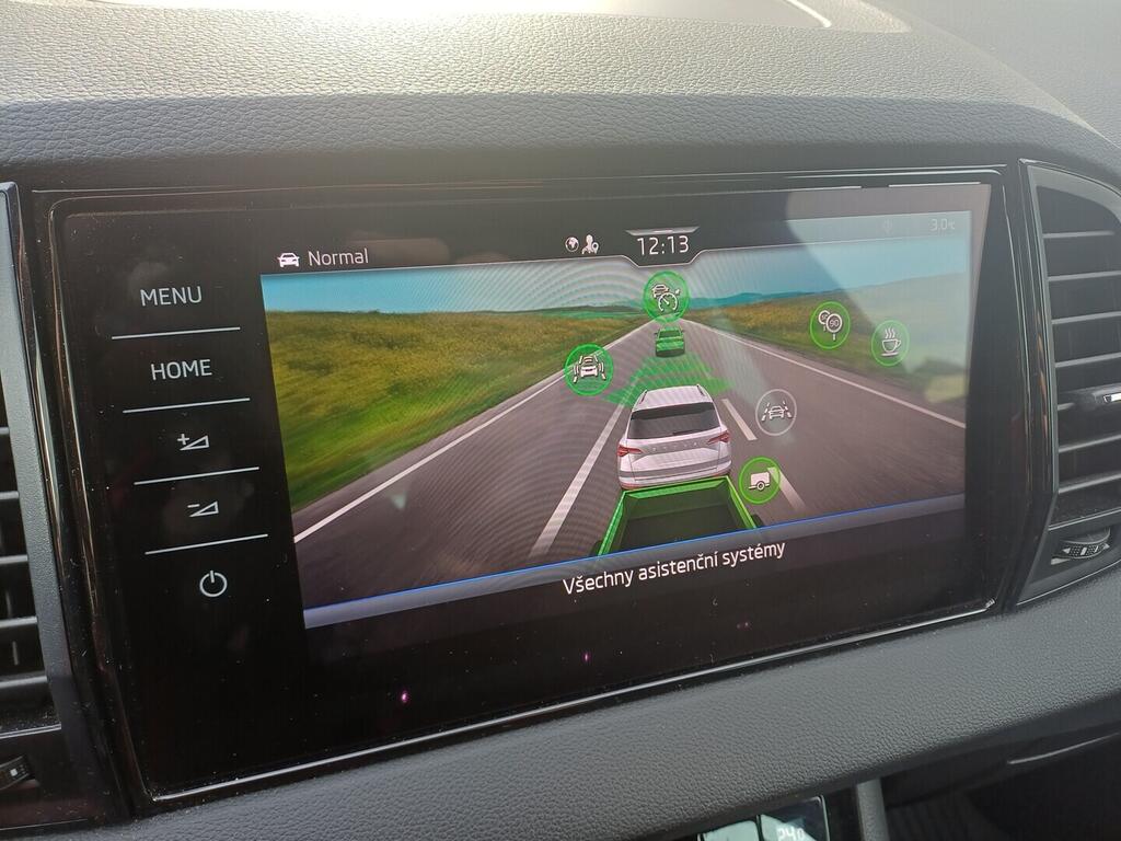 OI199V01707_26.webp_KAROQ SportLine 2.0 TSI 140 kW automat