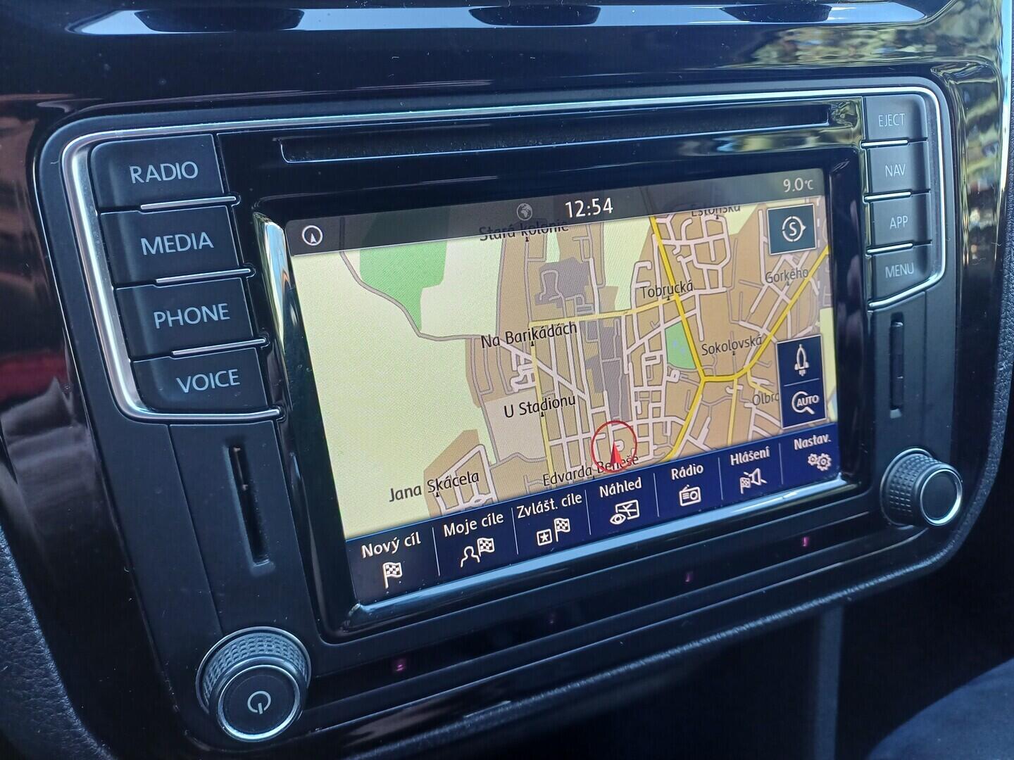 OI199V01708_26.webp_CADDY Highline 2.0 TDI 110 kW automat, DPH