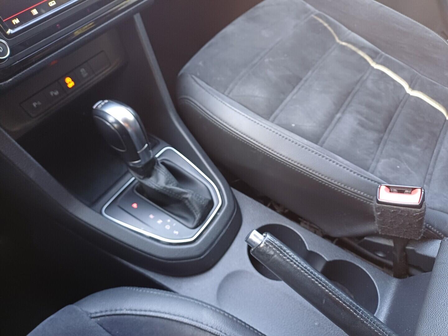 OI199V01708_28.webp_CADDY Highline 2.0 TDI 110 kW automat, DPH