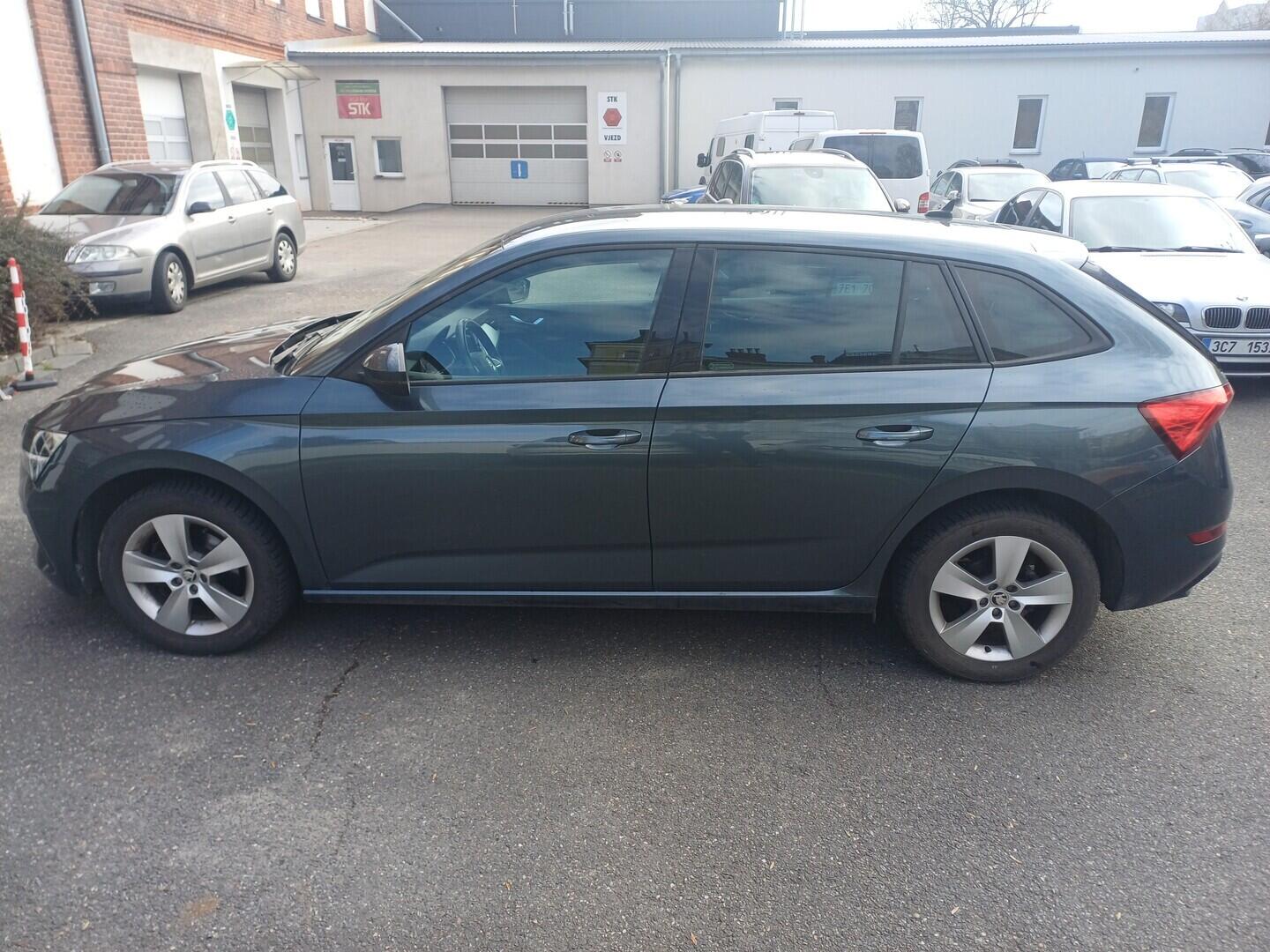 OI199V01710_12.webp_SCALA Ambition 1.5 TSI 110 kW manuál, DPH