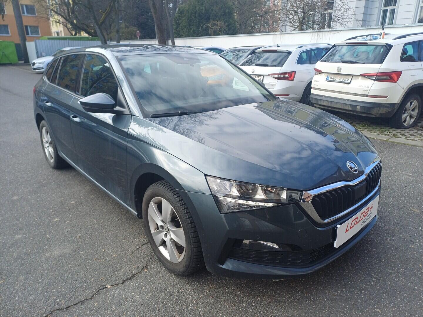 OI199V01710_14.webp_SCALA Ambition 1.5 TSI 110 kW manuál, DPH