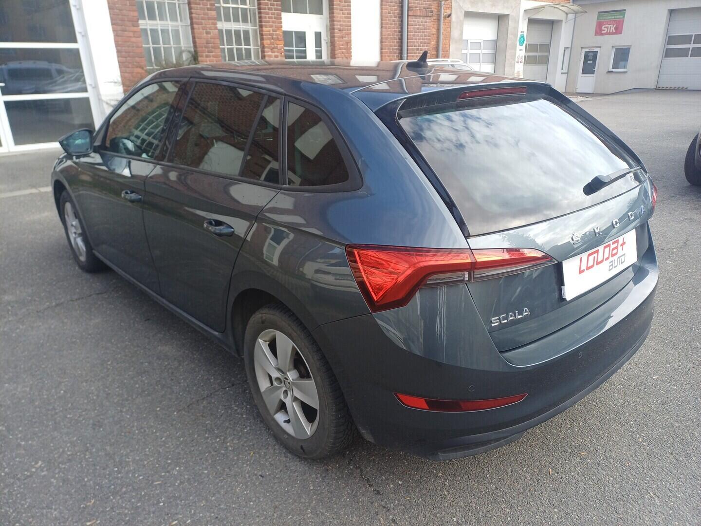 OI199V01710_15.webp_SCALA Ambition 1.5 TSI 110 kW manuál, DPH