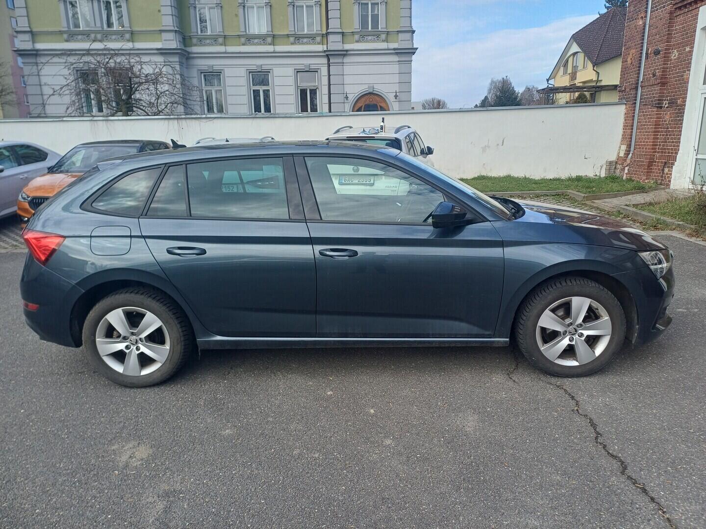 OI199V01710_16.webp_SCALA Ambition 1.5 TSI 110 kW manuál, DPH