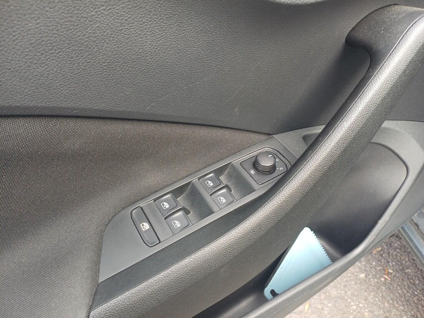 OI199V01710_21.webp_SCALA Ambition 1.5 TSI 110 kW manuál, DPH