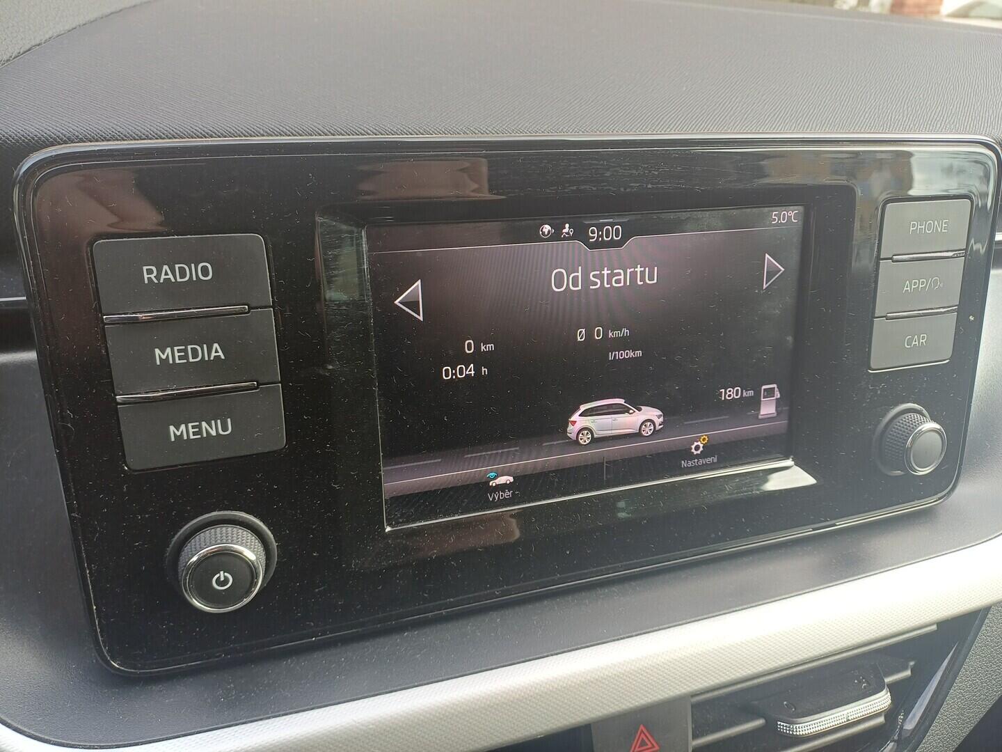 OI199V01710_24.webp_SCALA Ambition 1.5 TSI 110 kW manuál, DPH