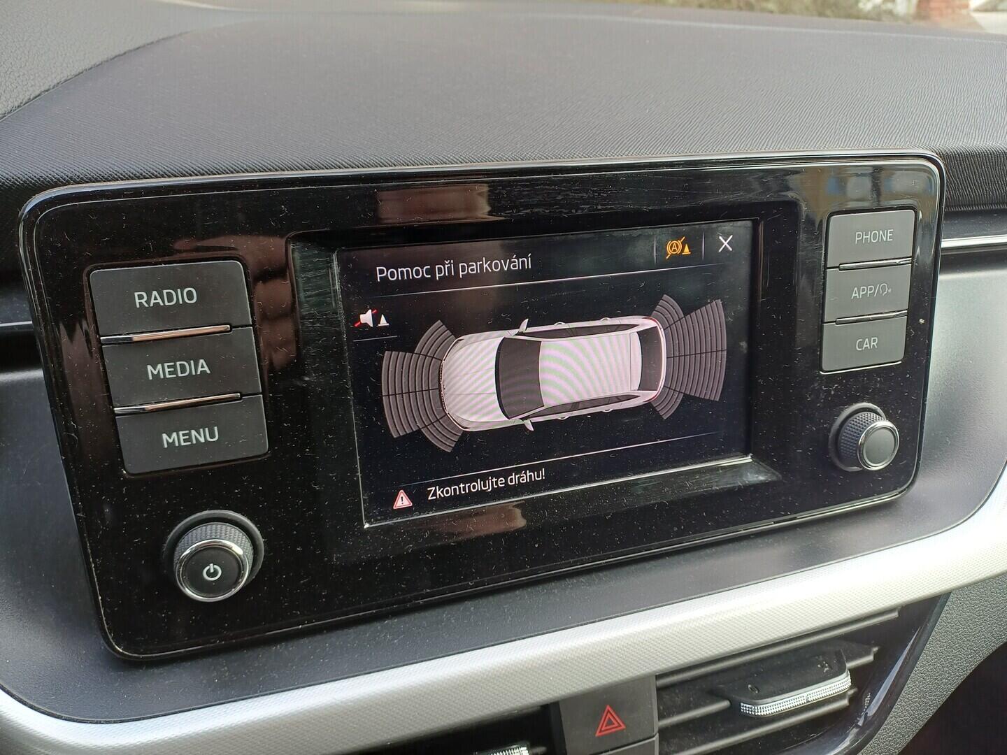 OI199V01710_26.webp_SCALA Ambition 1.5 TSI 110 kW manuál, DPH