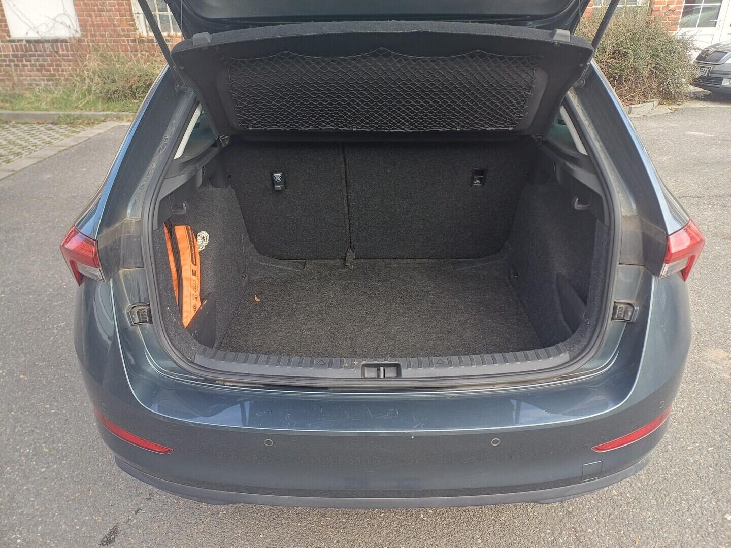 OI199V01710_30.webp_SCALA Ambition 1.5 TSI 110 kW manuál, DPH