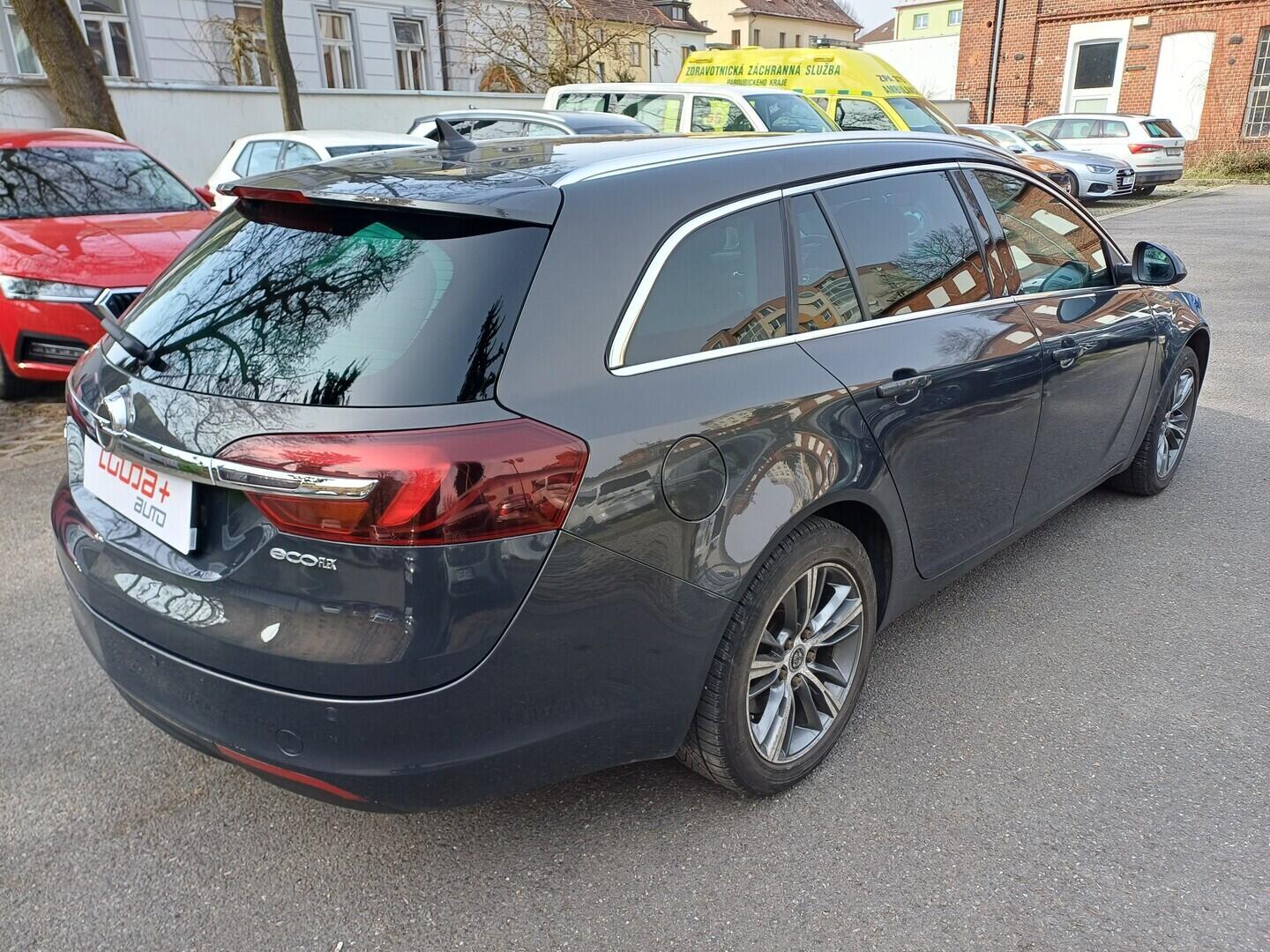 OI199V01711_11.webp_INSIGNIA Sports Tourer 1.6 EcoTec 125 kW manuál