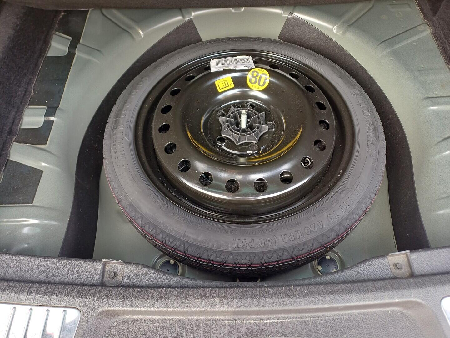 OI199V01711_30.webp_INSIGNIA Sports Tourer 1.6 EcoTec 125 kW manuál