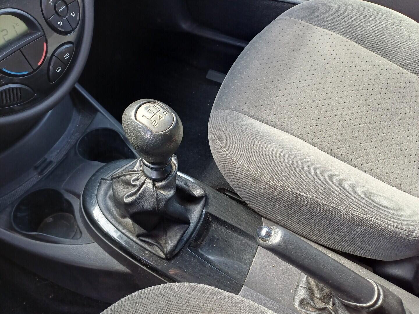 OI199V01712_26.webp_FOCUS  1.8 TDCi 74 kW manuál