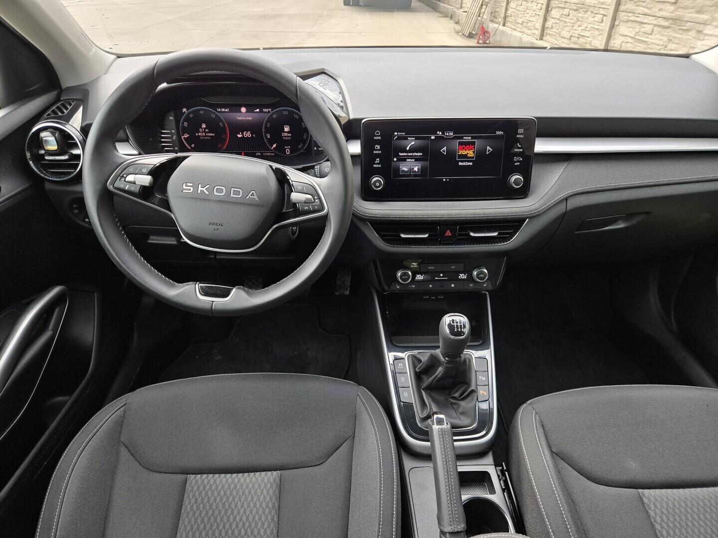 OI199V01713_13.webp_FABIA Top Selection 1.0 TSI 85 kW manuál