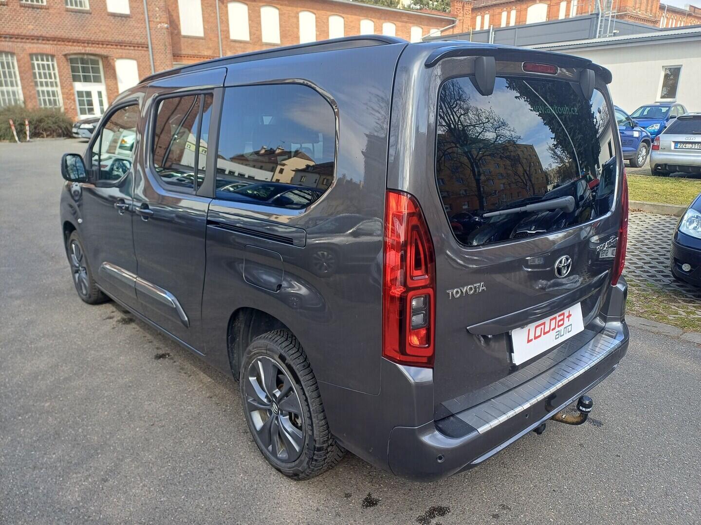 OI199V01714_15.webp_PROACE CITY VERSO Family 1.5 D4 96 kW automat