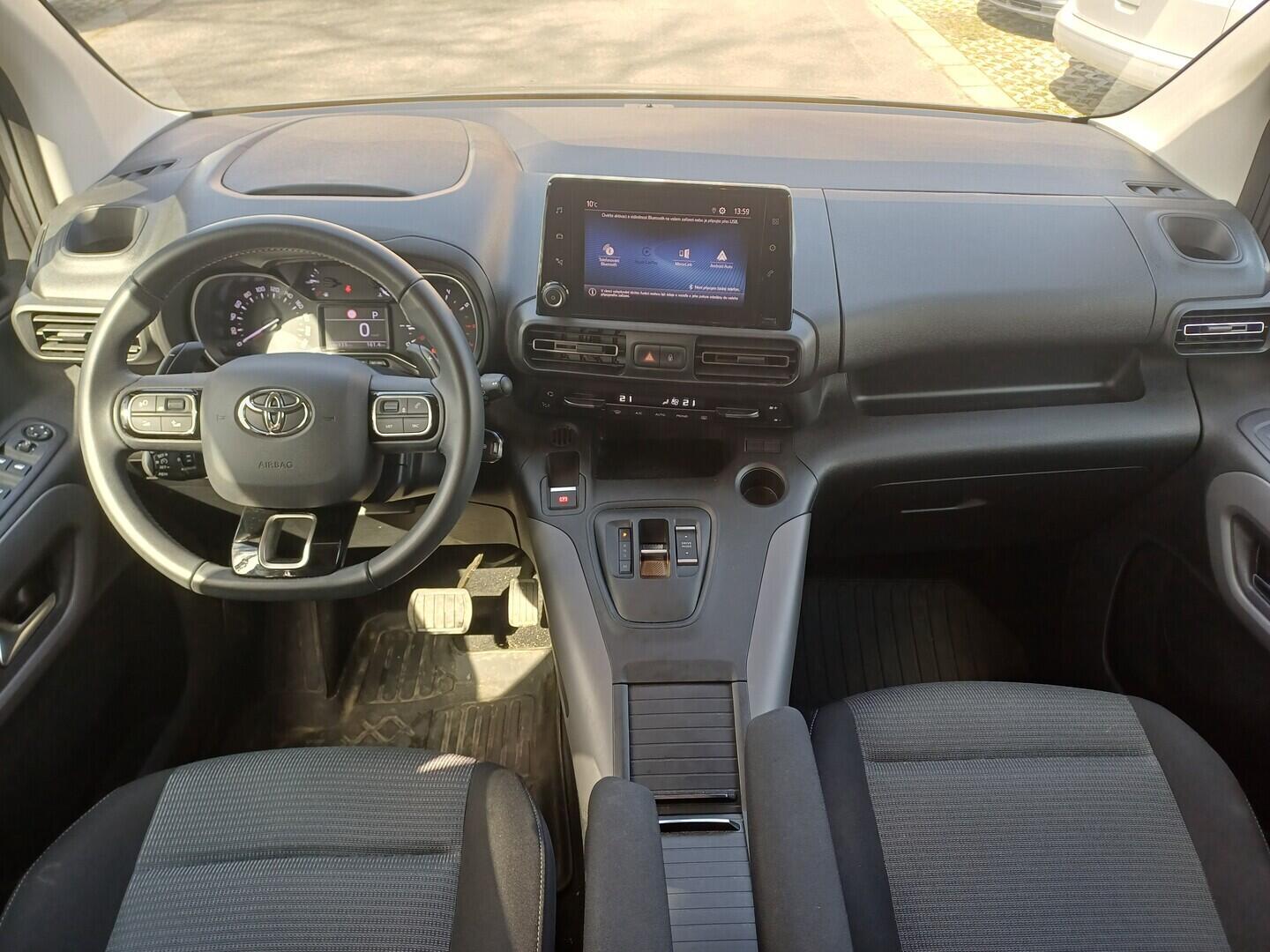 OI199V01714_18.webp_PROACE CITY VERSO Family 1.5 D4 96 kW automat