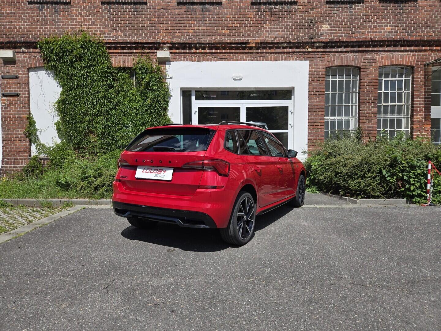 OI199V01721_11.webp_KAMIQ Monte Carlo 1.5 TSI 110 kW manuál