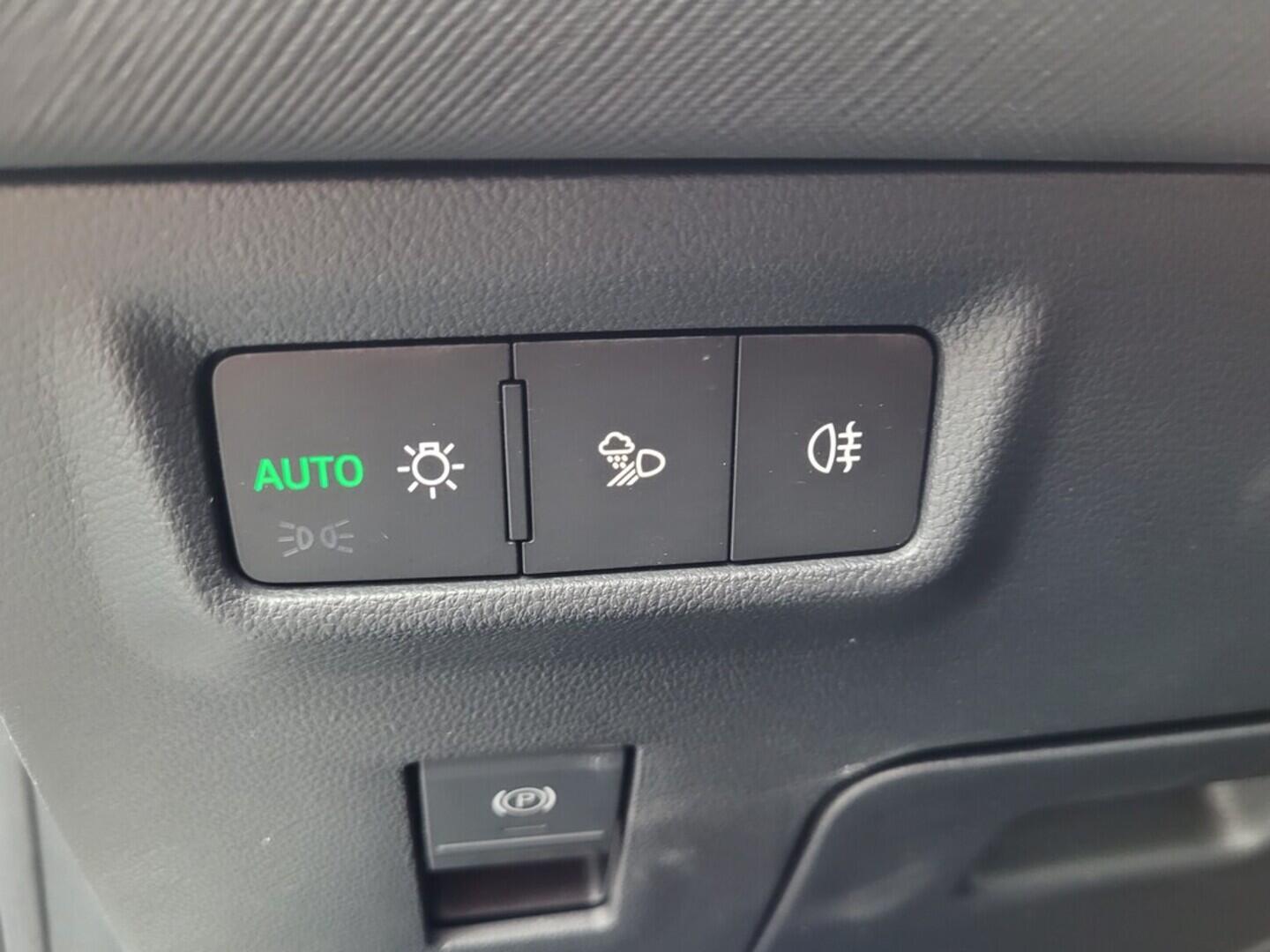 OM190V01657_22.webp_KODIAQ Exclusive 2.0 TDI 142 kW automat, DPH