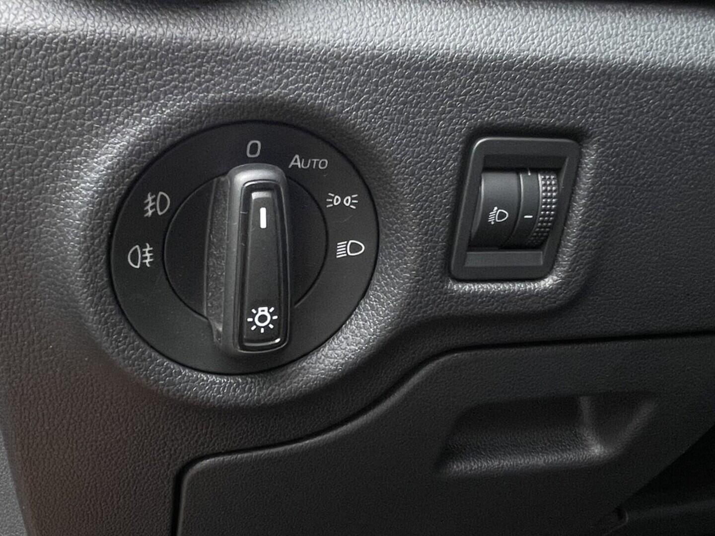 OM190V01698_22.webp_FABIA  1.0 TSI 70 kW manuál, DPH