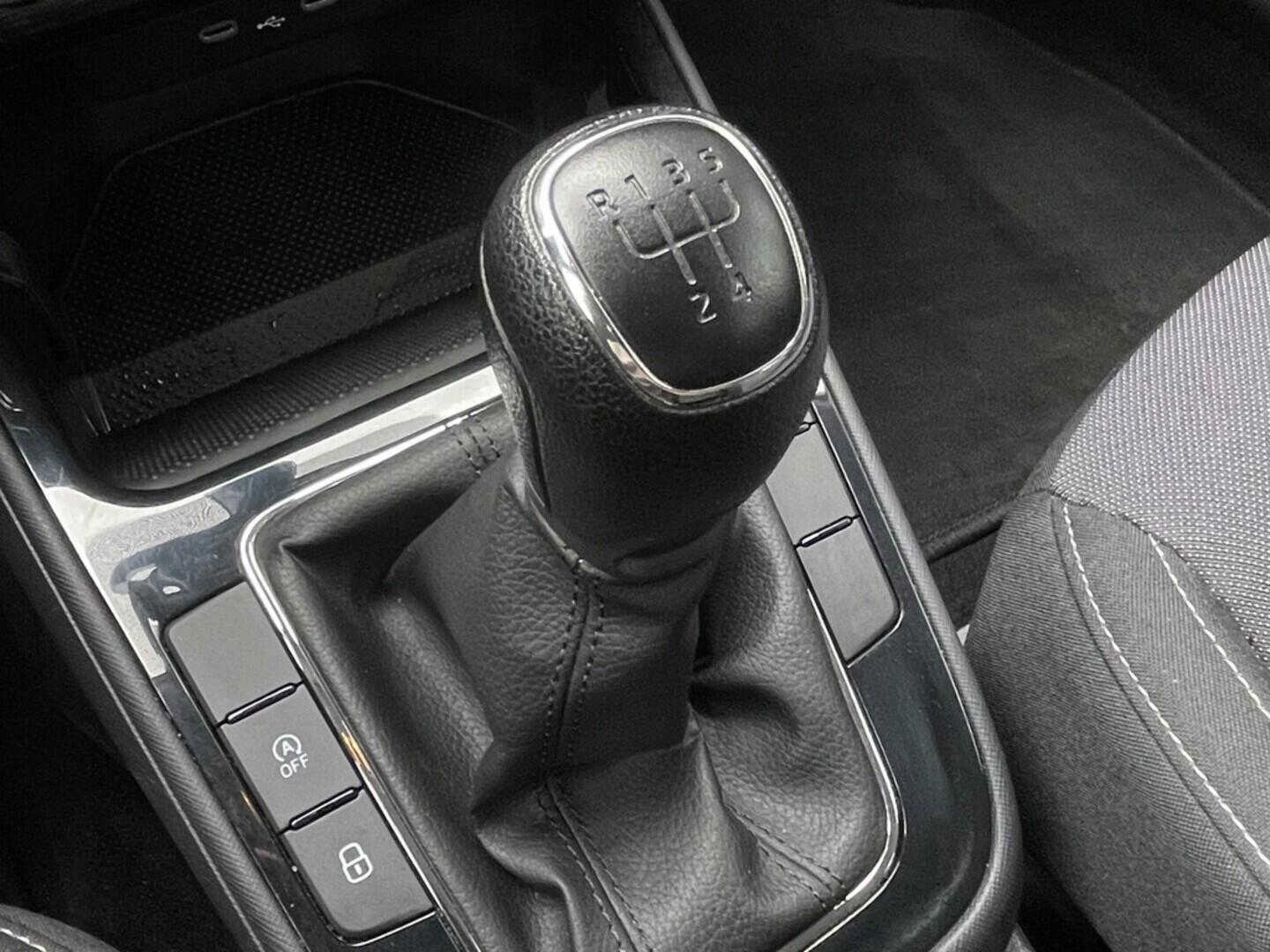 OM190V01698_28.webp_FABIA  1.0 TSI 70 kW manuál, DPH