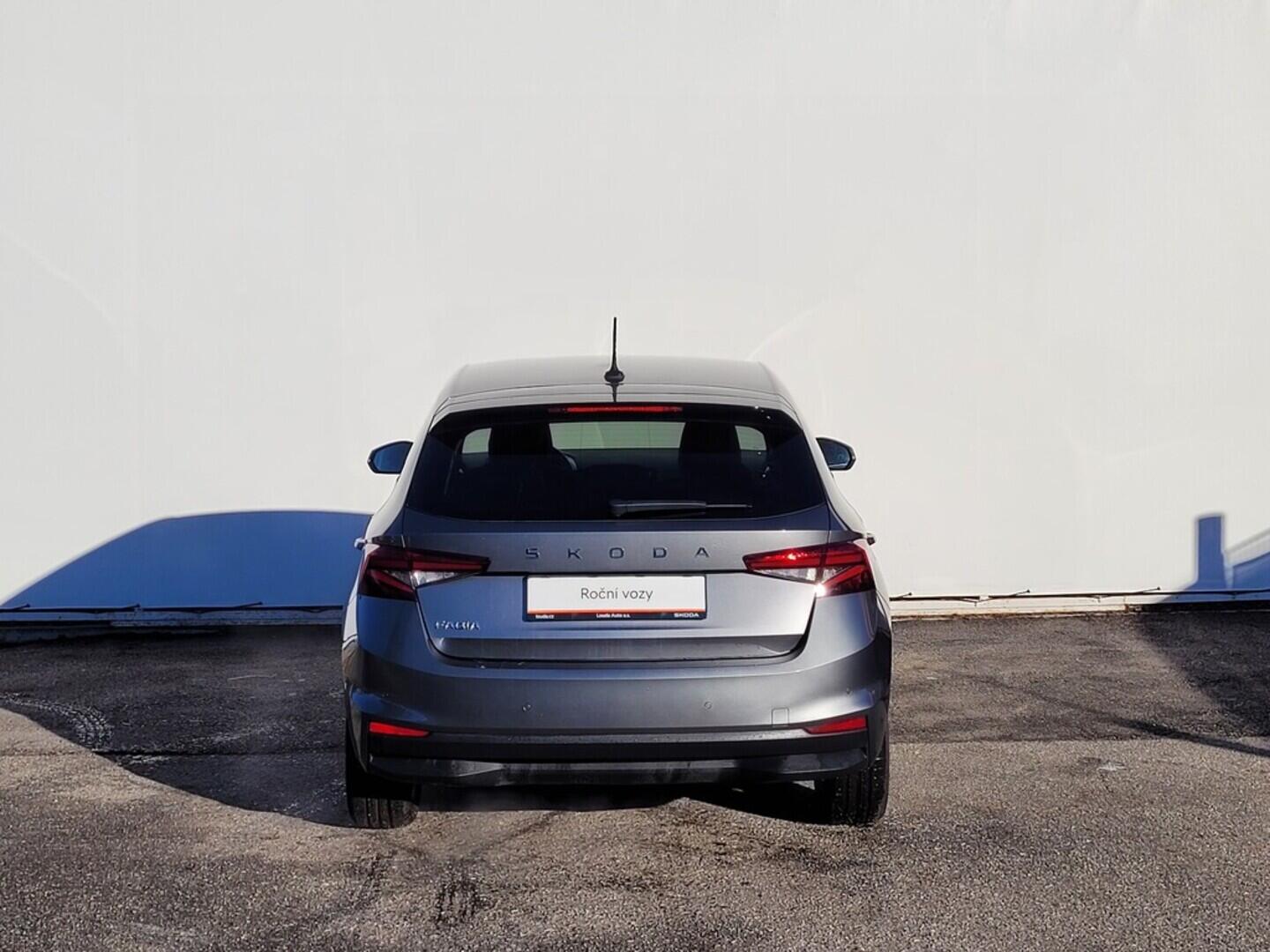 OM190V01851_17.webp_FABIA Selection 1.0 TSI 70 kW manuál, DPH