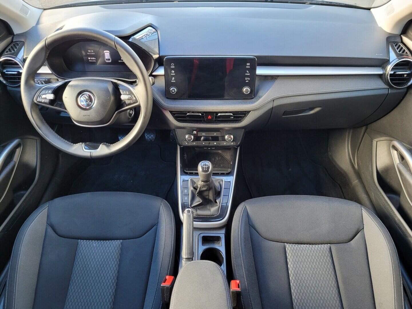 OM190V01851_18.webp_FABIA Selection 1.0 TSI 70 kW manuál, DPH