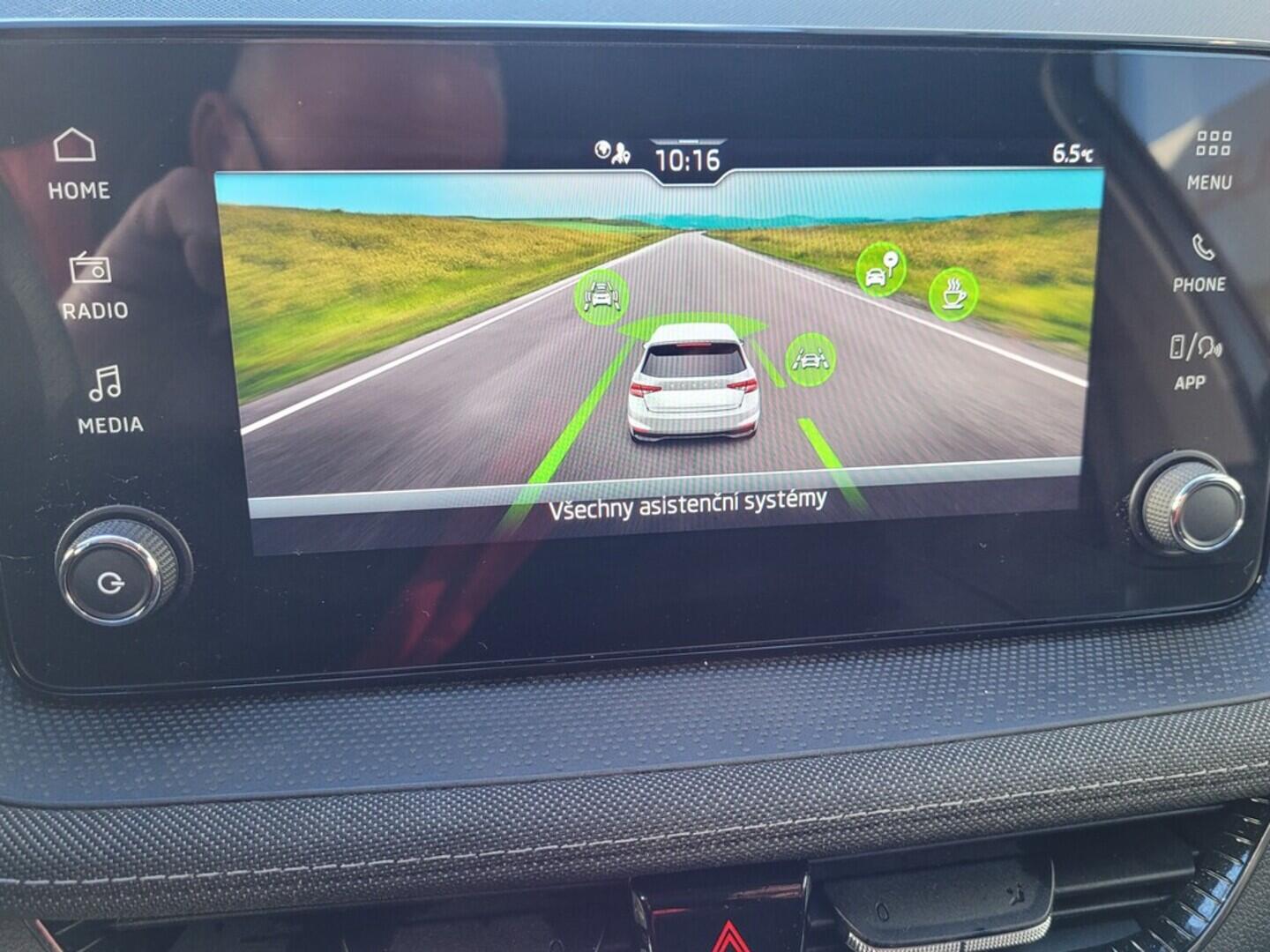 OM190V01851_24.webp_FABIA Selection 1.0 TSI 70 kW manuál, DPH