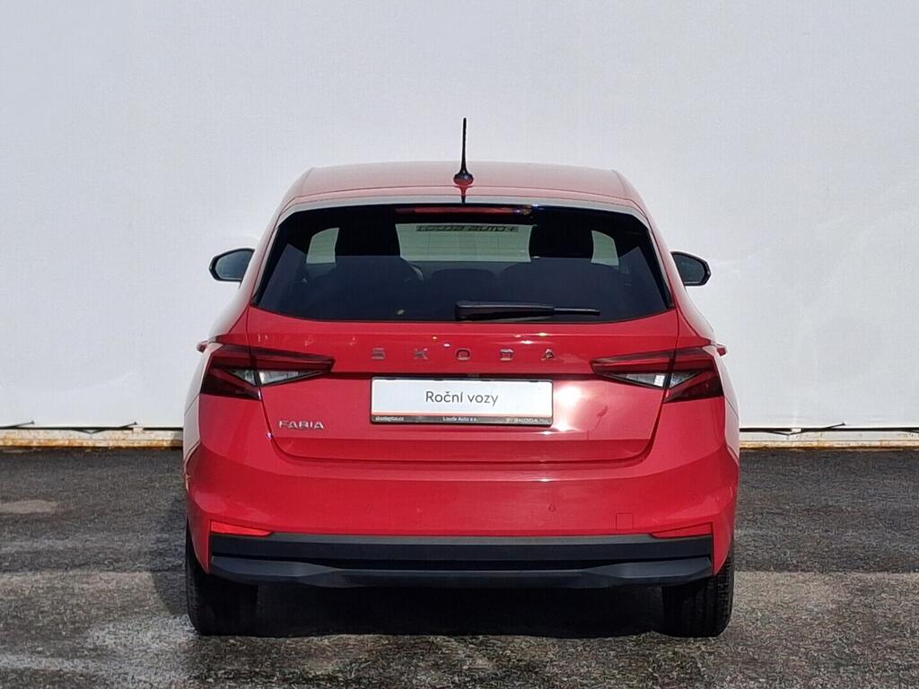 OM190V01913_17.webp_FABIA Top Selection 1.0 TSI 85 kW manuál, DPH