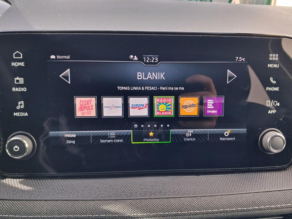 OM190V01913_24.webp_FABIA Top Selection 1.0 TSI 85 kW manuál, DPH