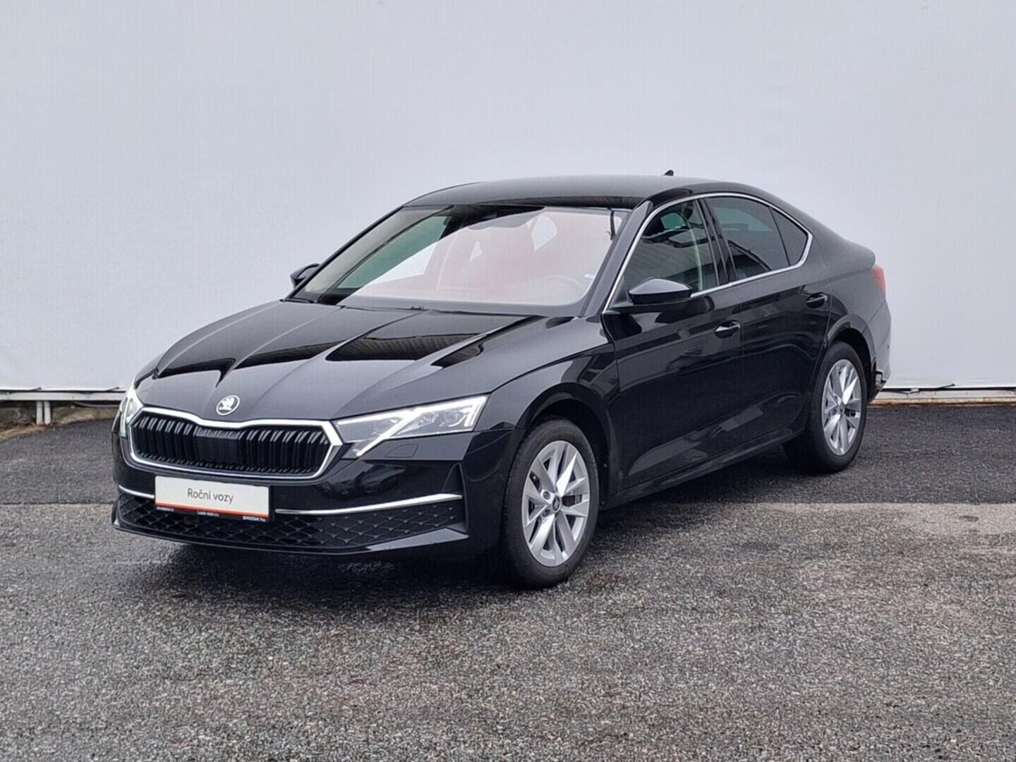 OM190V01924_10.webp_OCTAVIA Top Selection 1.5 TSI 110 kW automat, DPH