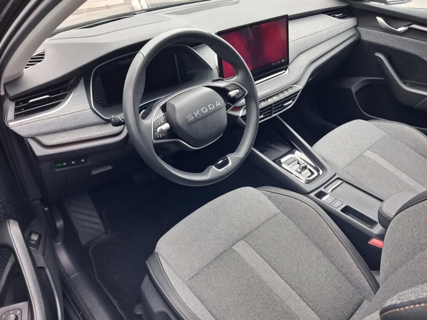 OM190V01924_19.webp_OCTAVIA Top Selection 1.5 TSI 110 kW automat, DPH