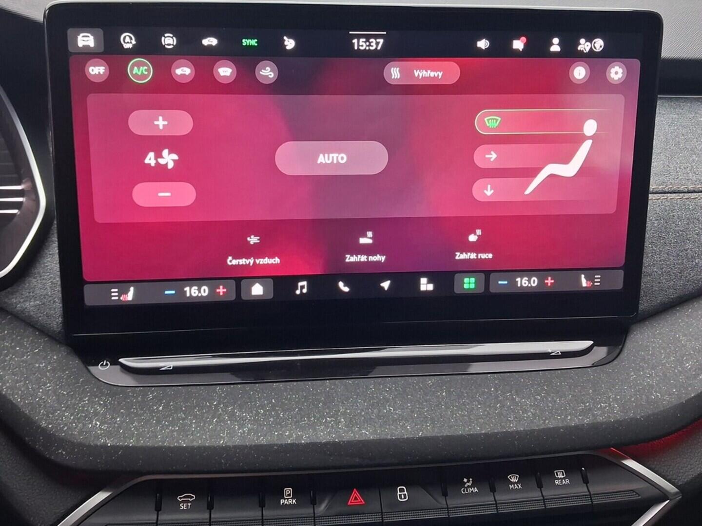 OM190V01924_28.webp_OCTAVIA Top Selection 1.5 TSI 110 kW automat, DPH