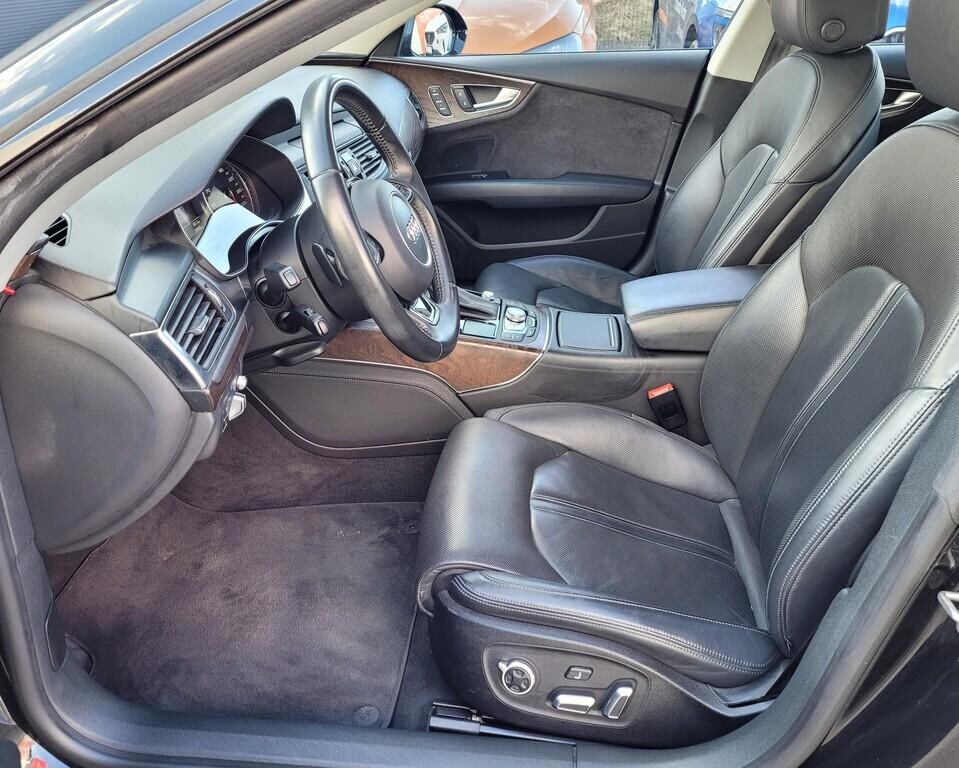 OM190V02022_19.webp_A7 SPORTBACK S-Line 3.0 TDI 235 kW automat