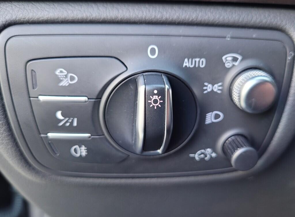 OM190V02022_24.webp_A7 SPORTBACK S-Line 3.0 TDI 235 kW automat