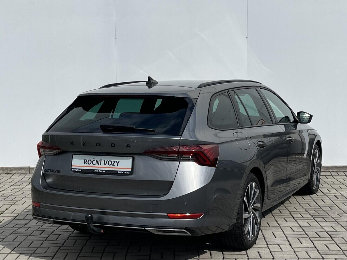 OM190V02132_11.webp_OCTAVIA SportLine 2.0 TDI 110 kW automat, DPH