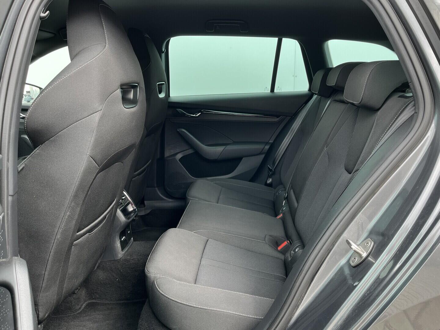 OM190V02132_31.webp_OCTAVIA SportLine 2.0 TDI 110 kW automat, DPH