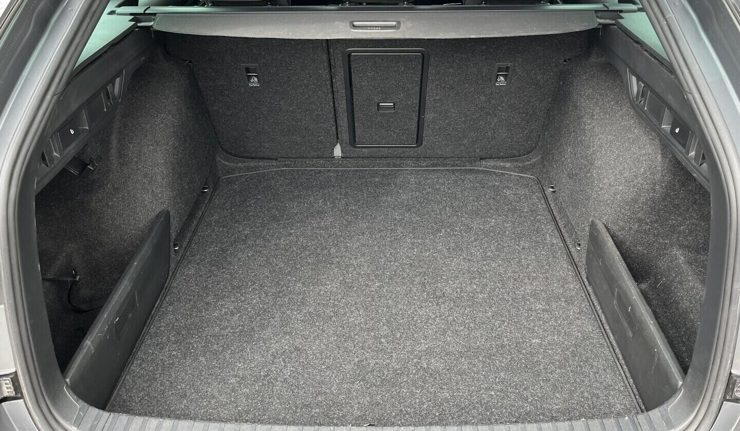 OM190V02132_33.webp_OCTAVIA SportLine 2.0 TDI 110 kW automat, DPH