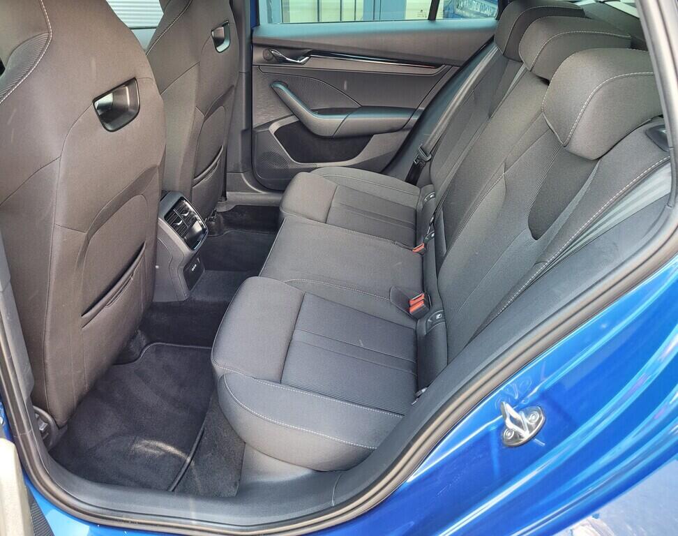 OM190V02141_20.webp_OCTAVIA SportLine 2.0 TDI 110 kW automat, DPH