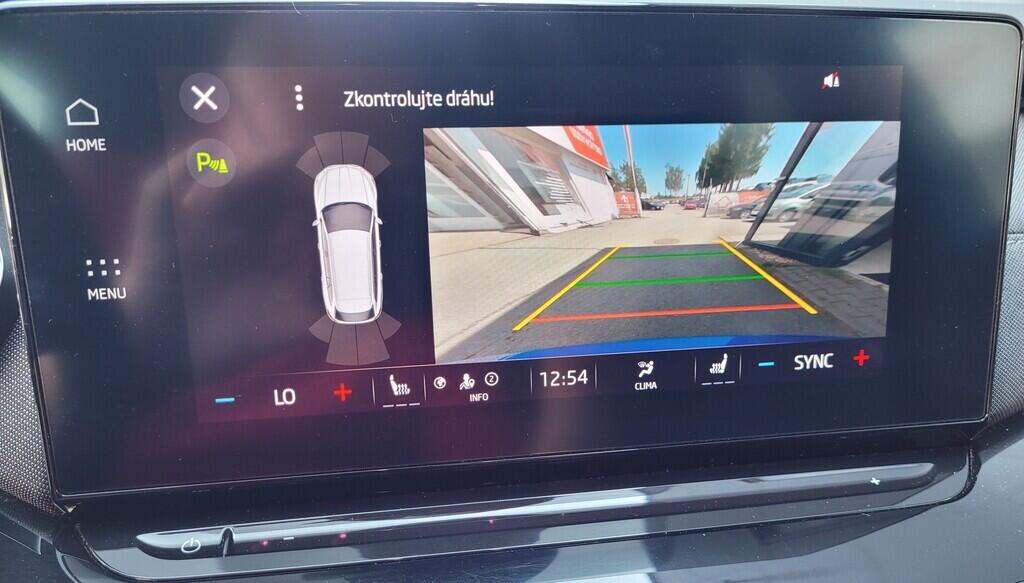 OM190V02141_27.webp_OCTAVIA SportLine 2.0 TDI 110 kW automat, DPH