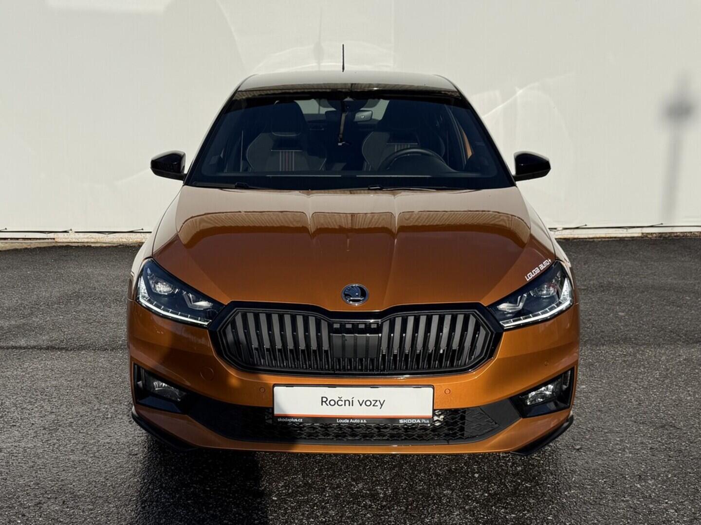 OM190V02182_13.webp_FABIA Monte Carlo 1.0 TSI 85 kW manuál, DPH